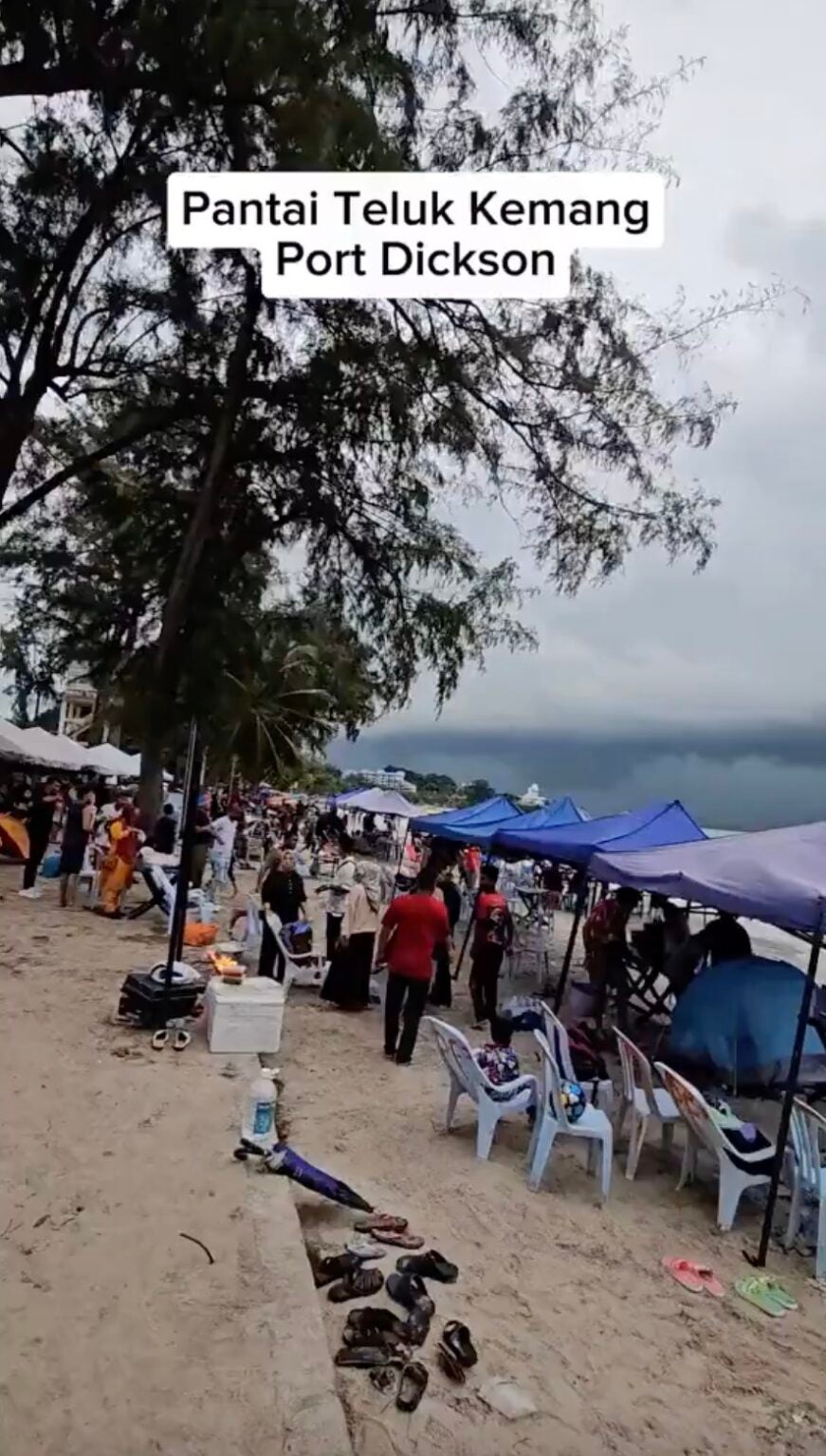 Rental Tent Operator Reprimands & Badmouths M'sian Family for Setting